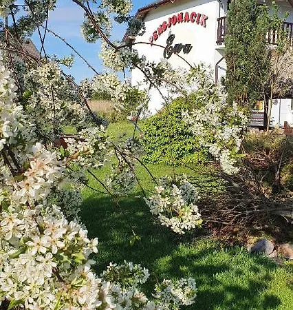 Alojamento de Acomodação e Pequeno-almoço Pensjonacik Ewa Darlowo