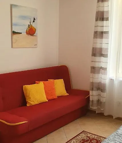 Pensjonacik Ewa Bed & Breakfast 3*